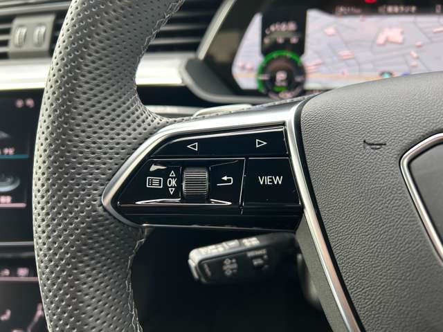 Audi Q8 Sportback e-tron 11