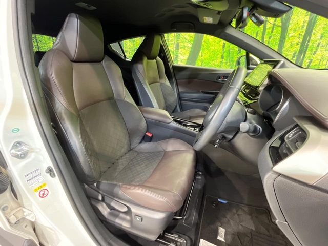 Toyota C-HR 8