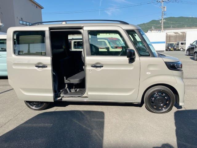 Suzuki Spacia Base 7