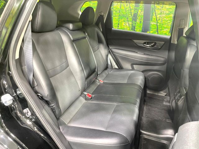 Nissan X-Trail 11