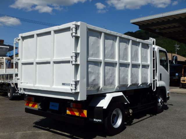 Isuzu Forward 12