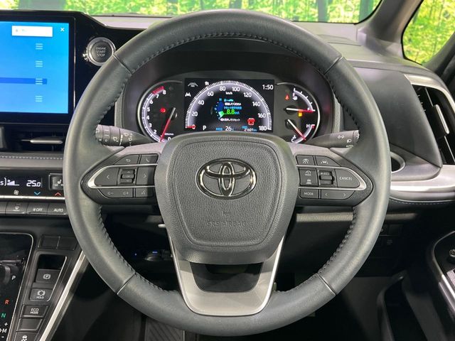Toyota Voxy 12