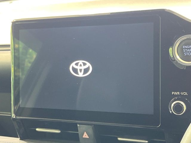 Toyota Voxy 3