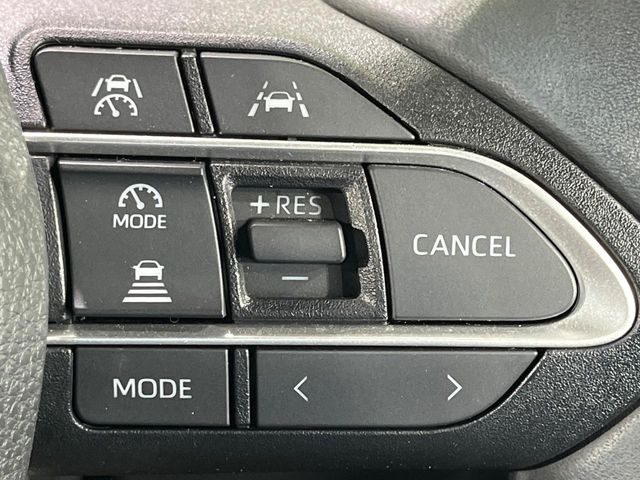 Toyota Voxy 6