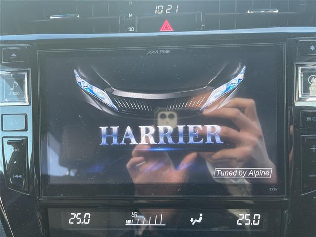 Toyota Harrier 4