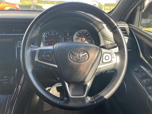Toyota Harrier 8