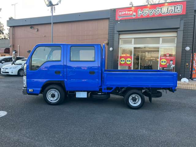 Isuzu Elf 8