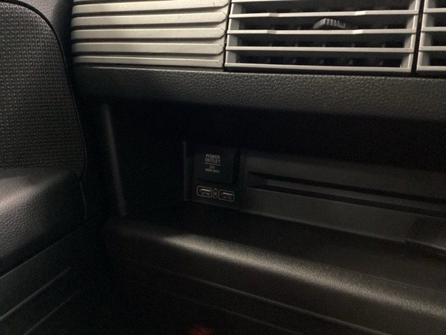 Honda N-VAN 11