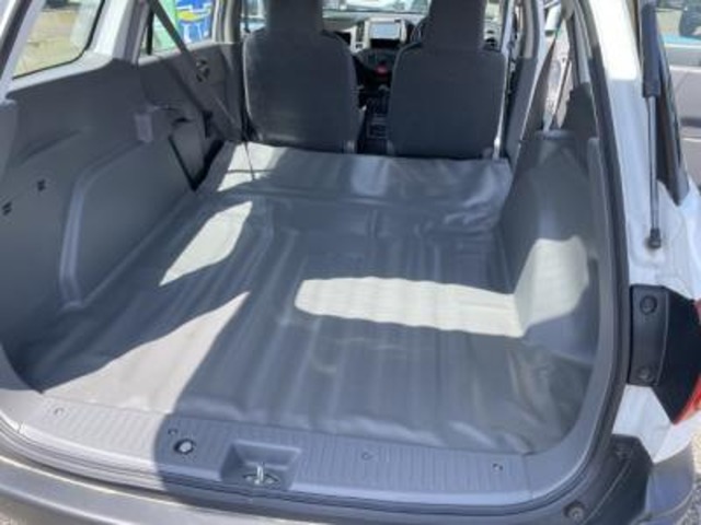 Nissan NV150 AD 7