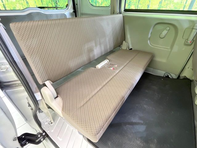 Nissan NV100 Clipper 9