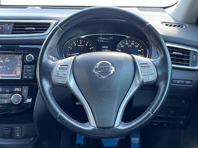 Nissan X-Trail 11