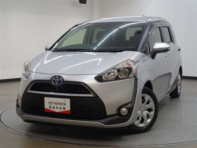 Toyota Sienta 6