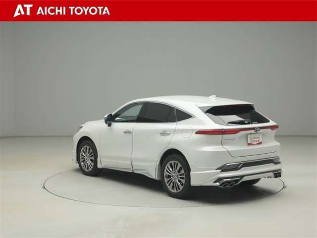 Toyota Harrier 4