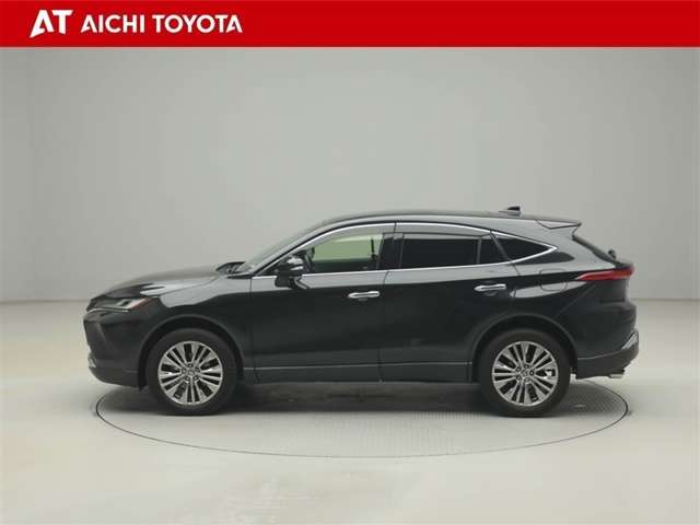 Toyota Harrier 3