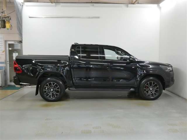 Toyota Hilux 4