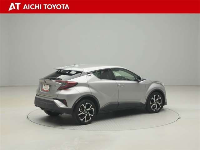 Toyota C-HR 6