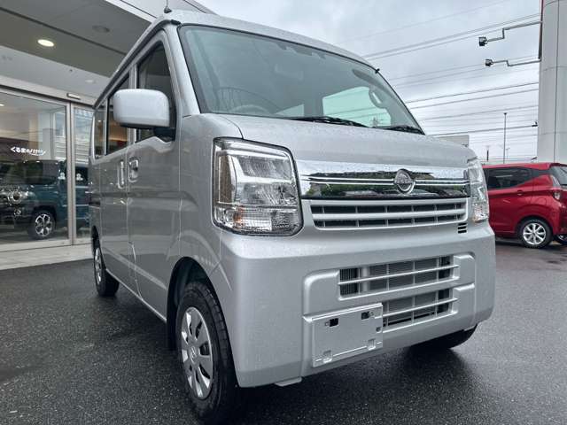 Nissan NV100 Clipper 10