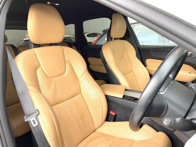Volvo XC60 12
