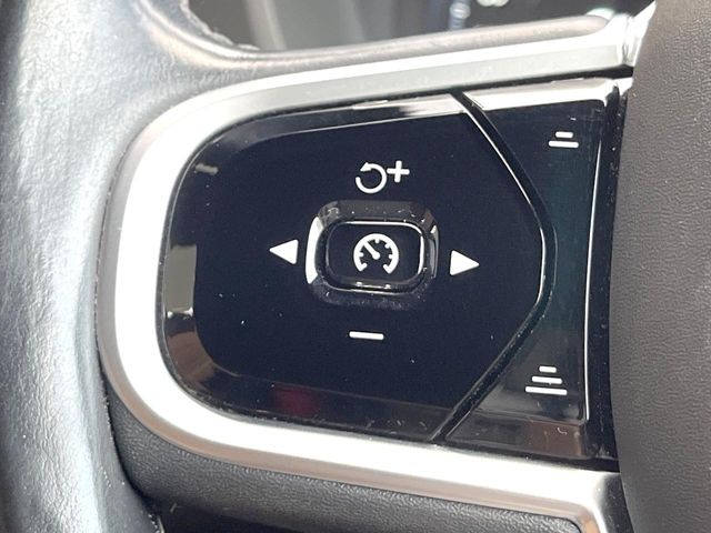 Volvo XC60 6