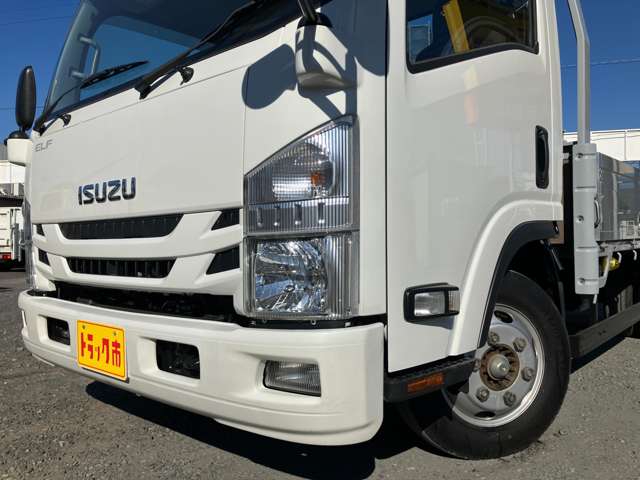 Isuzu Elf 11