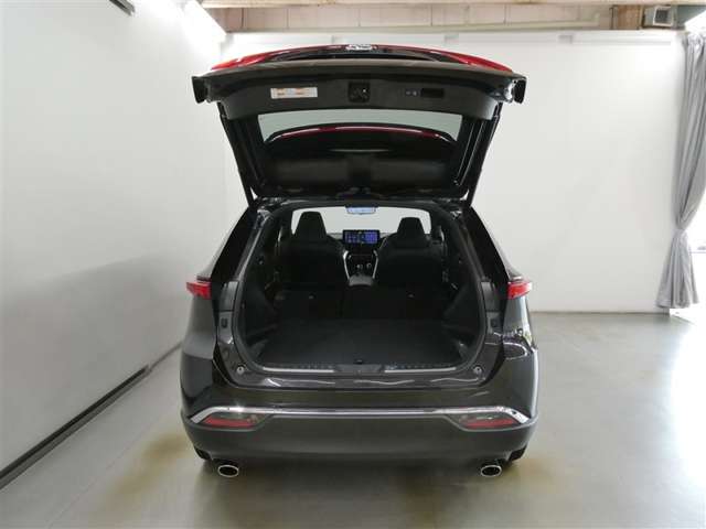 Toyota Harrier 7