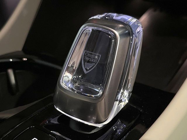 Volvo XC40 11