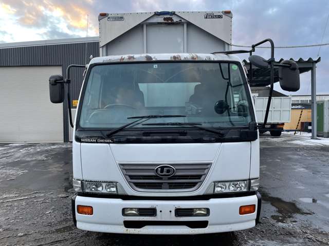 UD Trucks Condor 2