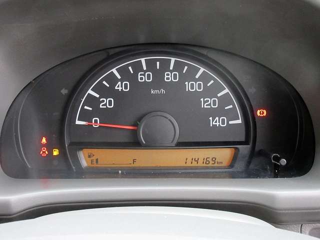 Nissan NV100 Clipper 12