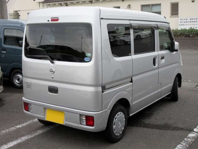 Nissan NV100 Clipper 3