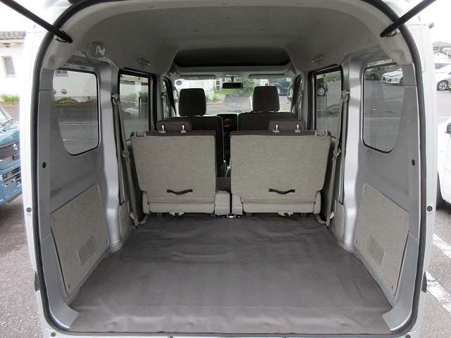 Nissan NV100 Clipper 8