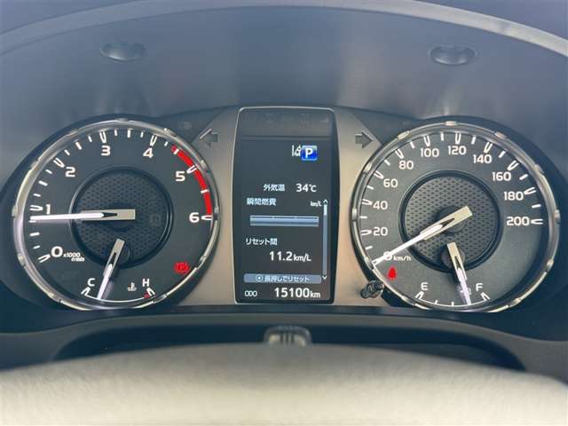 Toyota Hilux 11