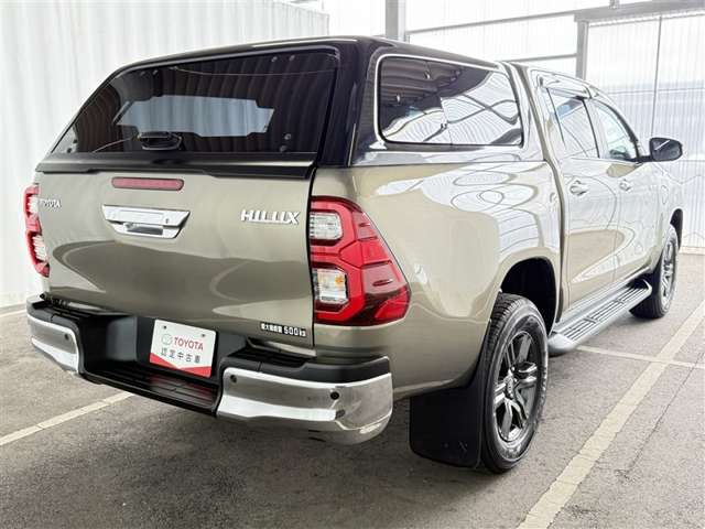Toyota Hilux 7