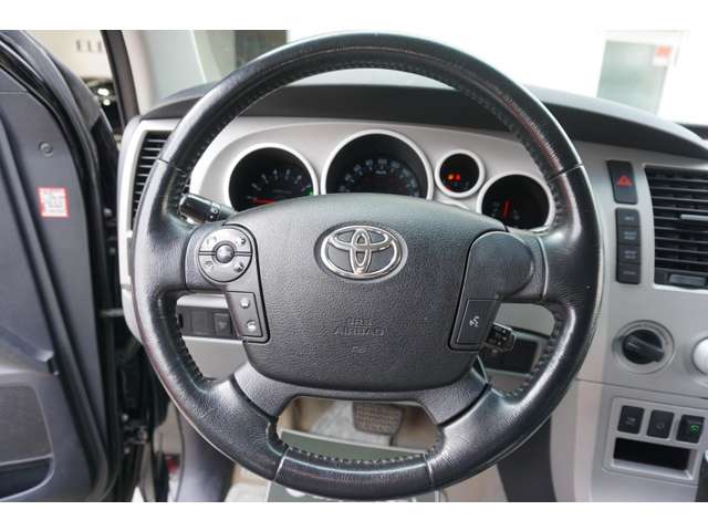 Toyota Tundra 12