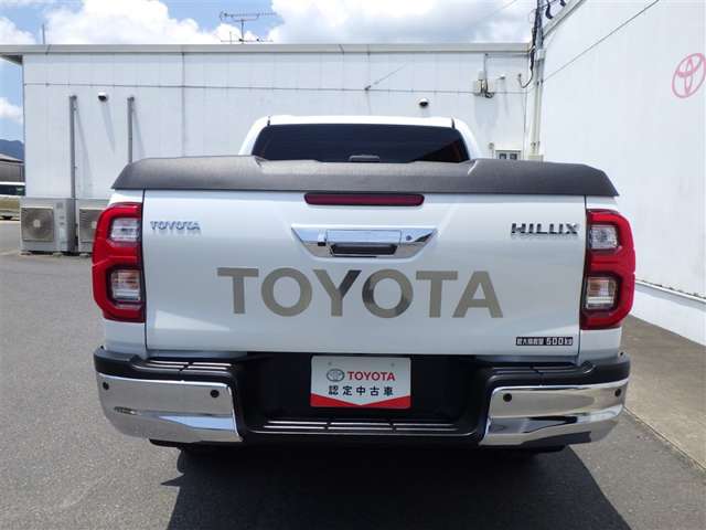 Toyota Hilux 11