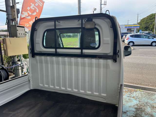Nissan Clipper Truck 6