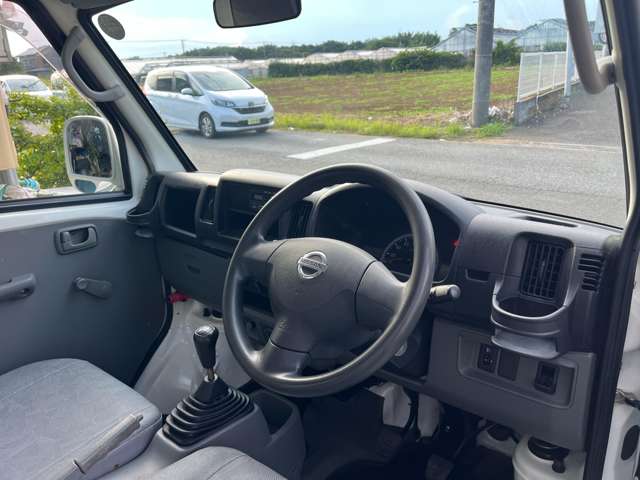 Nissan Clipper Truck 9