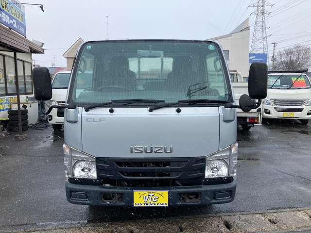 Isuzu Elf 2
