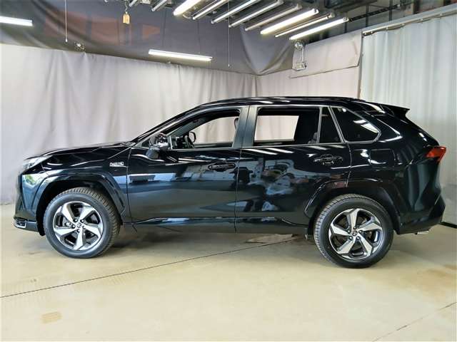 Toyota RAV4 PHV 3