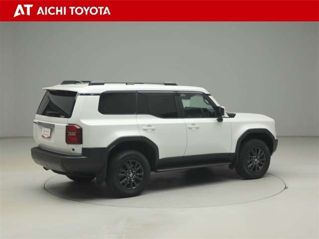 Toyota Land Cruiser 250 6