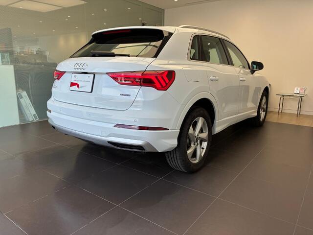 Audi Q3 5