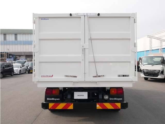 Hino Ranger 7
