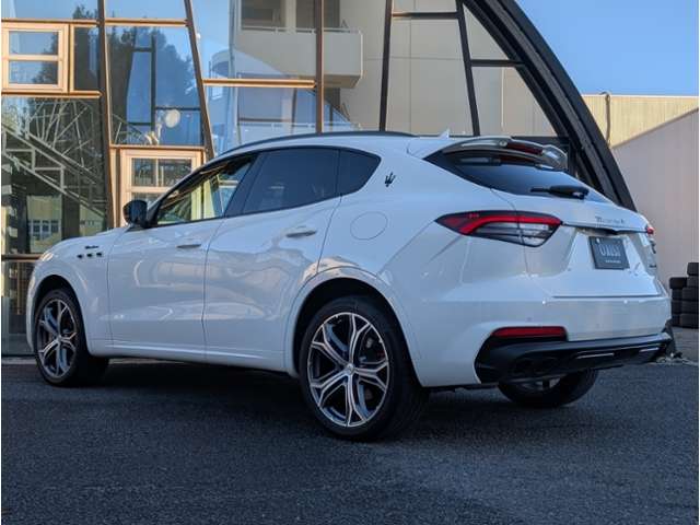 Maserati Levante 7