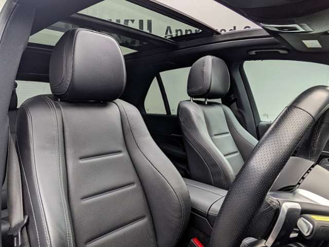 Mercedes-Benz GLE 12