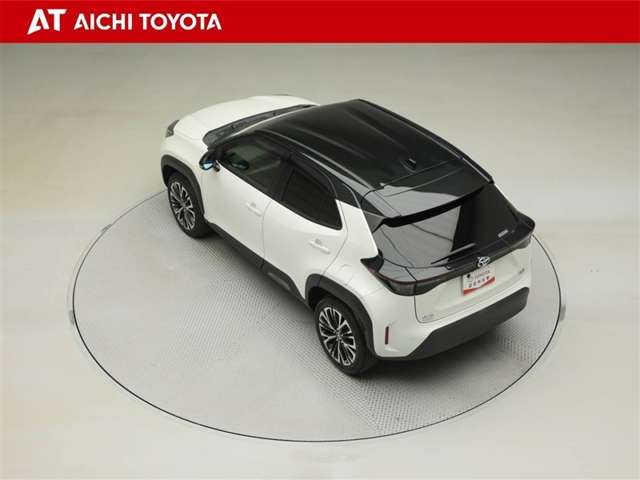 Toyota Yaris Cross 12