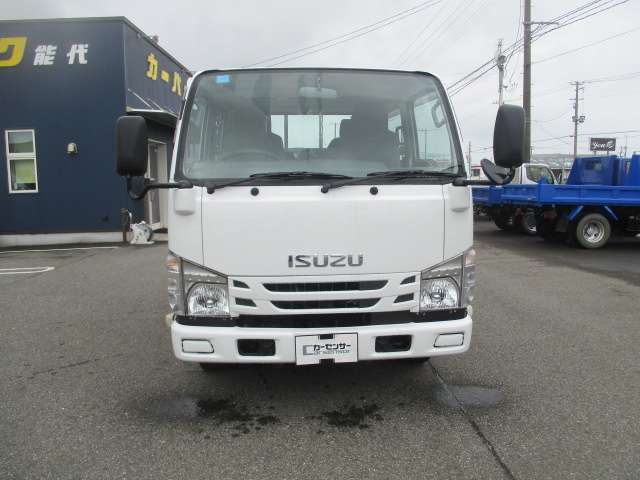 Isuzu Elf 2