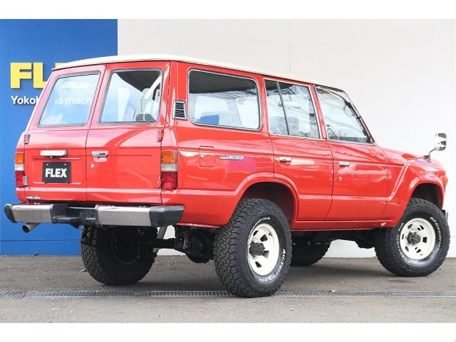 Toyota Land Cruiser 60 7