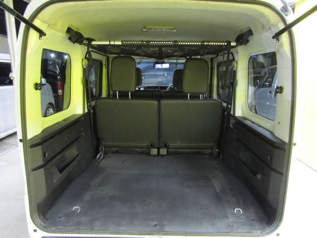 Daihatsu Atrai 9
