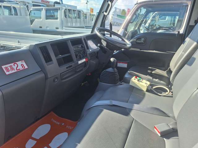 Isuzu Elf 11