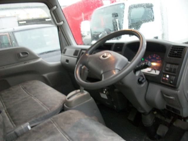 Mazda Titan Dash 12