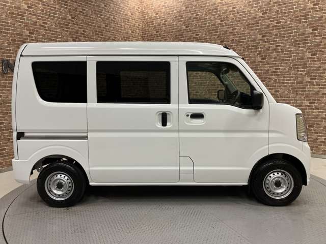 Suzuki Every 9